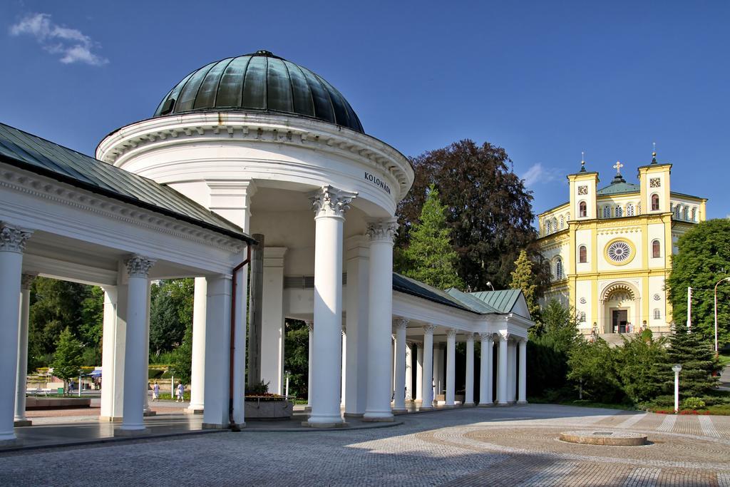 Esplanade Spa And Golf Resort Mariánské Lázně Exterior foto